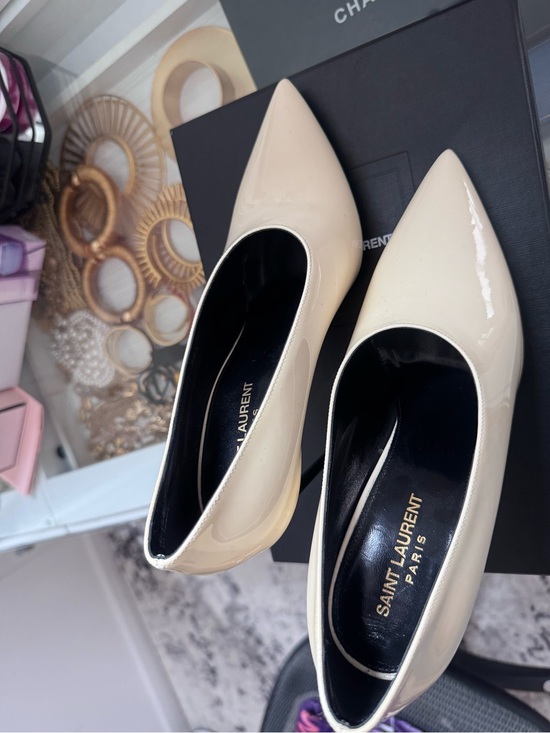 Saint Laurent Cream Patent Leather Pointed Pumps main image 0